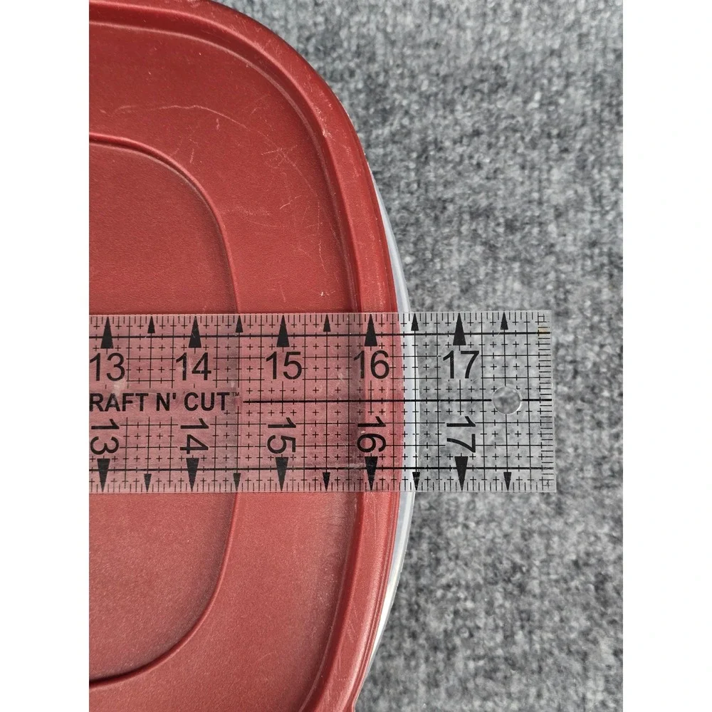 Rubbermaid Easy Finds Lids Food Storage Container 24c Chili Red Rectangular 7J76